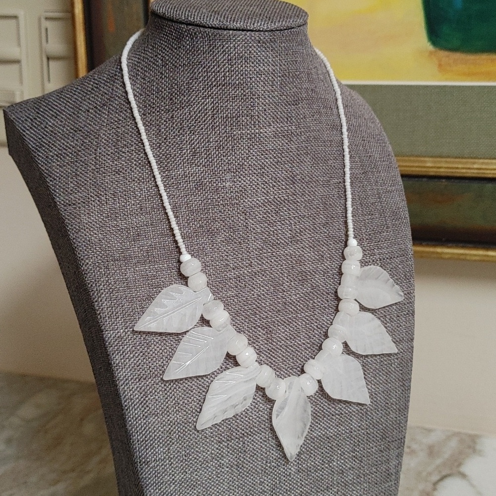 Stone Leaf Necklace